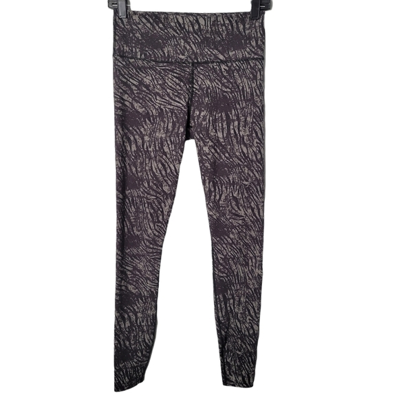 Varley Gray Tonal Zebra Duncan Leggings - Picture 2 of 10